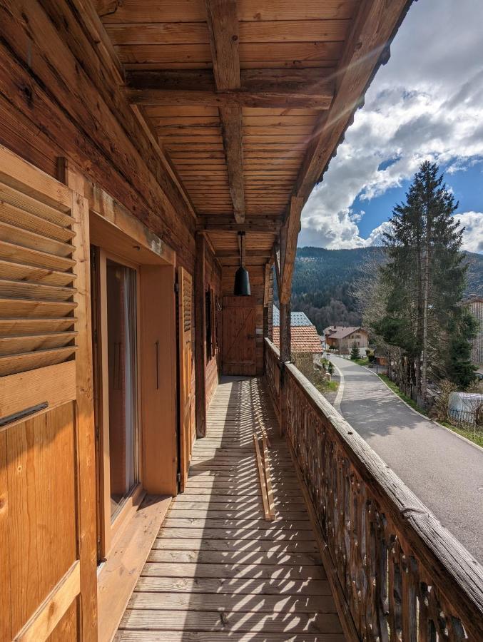 Bas De Chalet Au Coeur Des Aravis, Entre Lac Et Montagne Saint-Jean-de-Sixt Esterno foto
